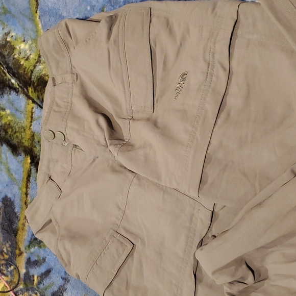 North face convertable outdoor pants - Picture 2 of 4